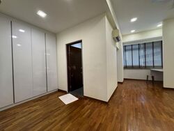 Lakepoint Condominium (D22), Condominium #631128651
